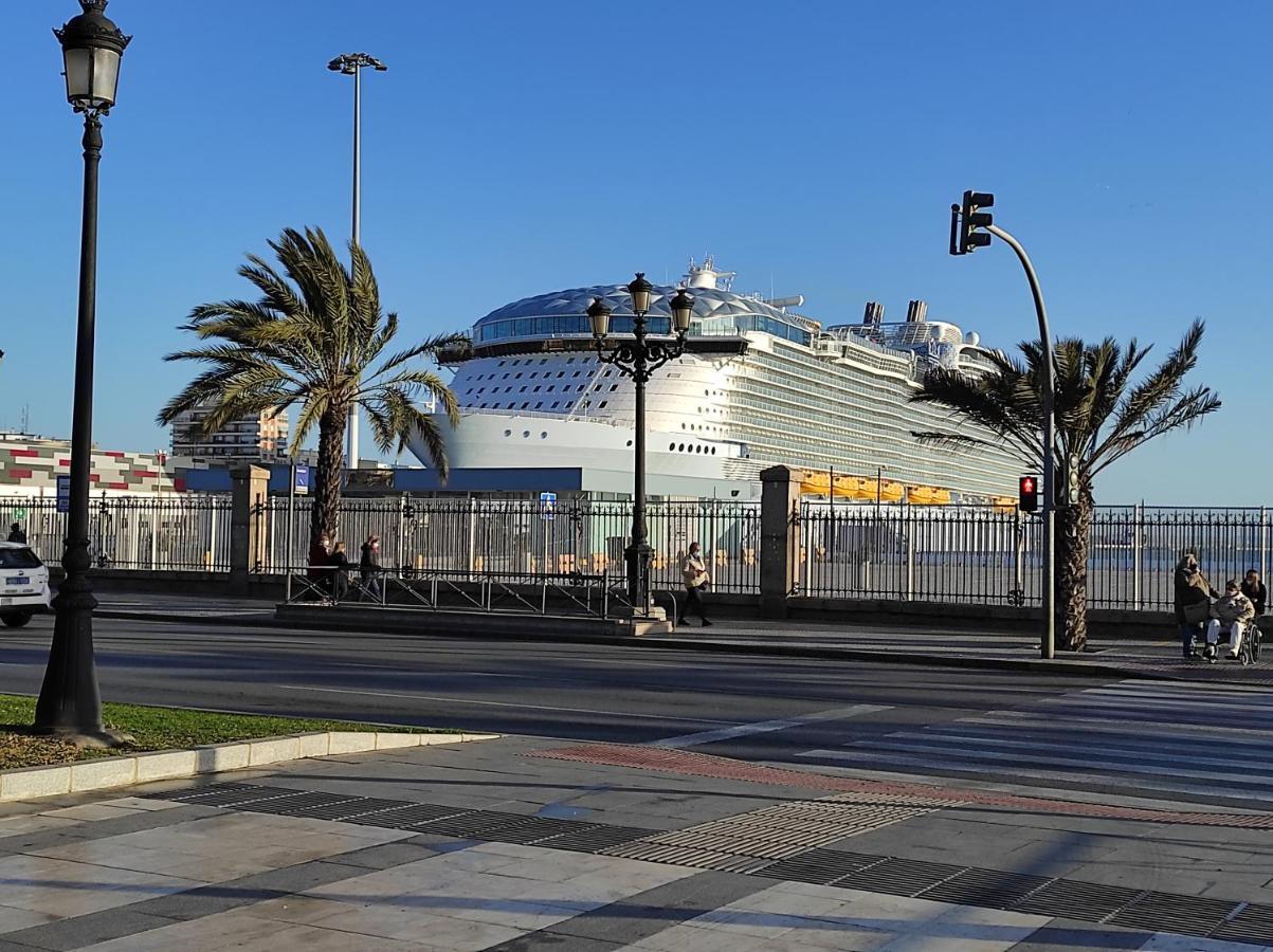Apartamento Loft Puerto De Gades Cádiz Exteriör bild